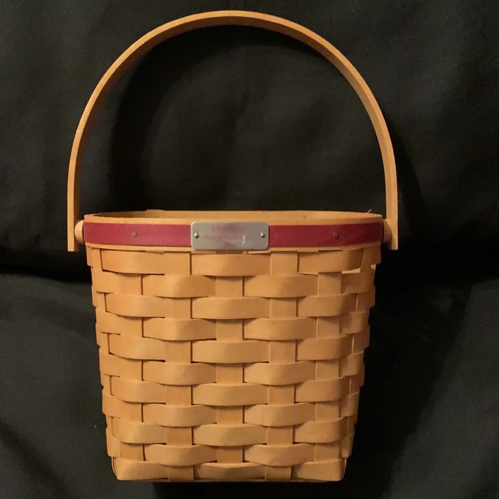 Longaberger 2005 Woven Memories Basket with Liner, Protector, and Produc…